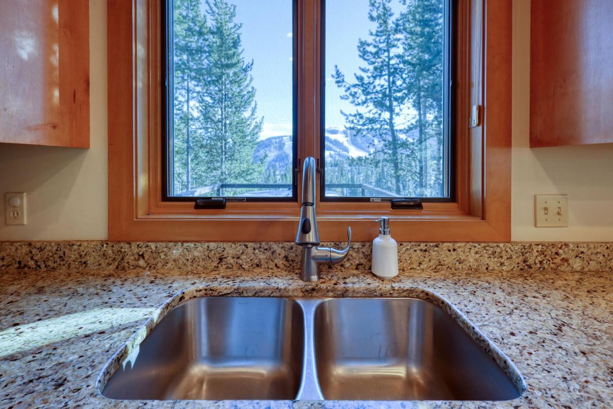 Rising Bull Lodge Big Sky Exterior foto